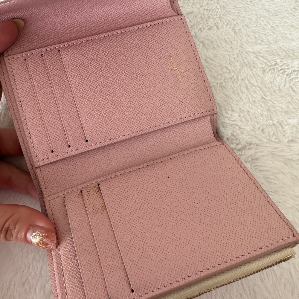 Louis Vuitton Victorine Wallet N64022 - Picture 16 of 16